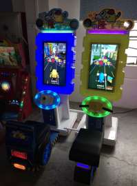华古汇广州游戏机厂家直销爆款儿童游乐设备布隆飞车